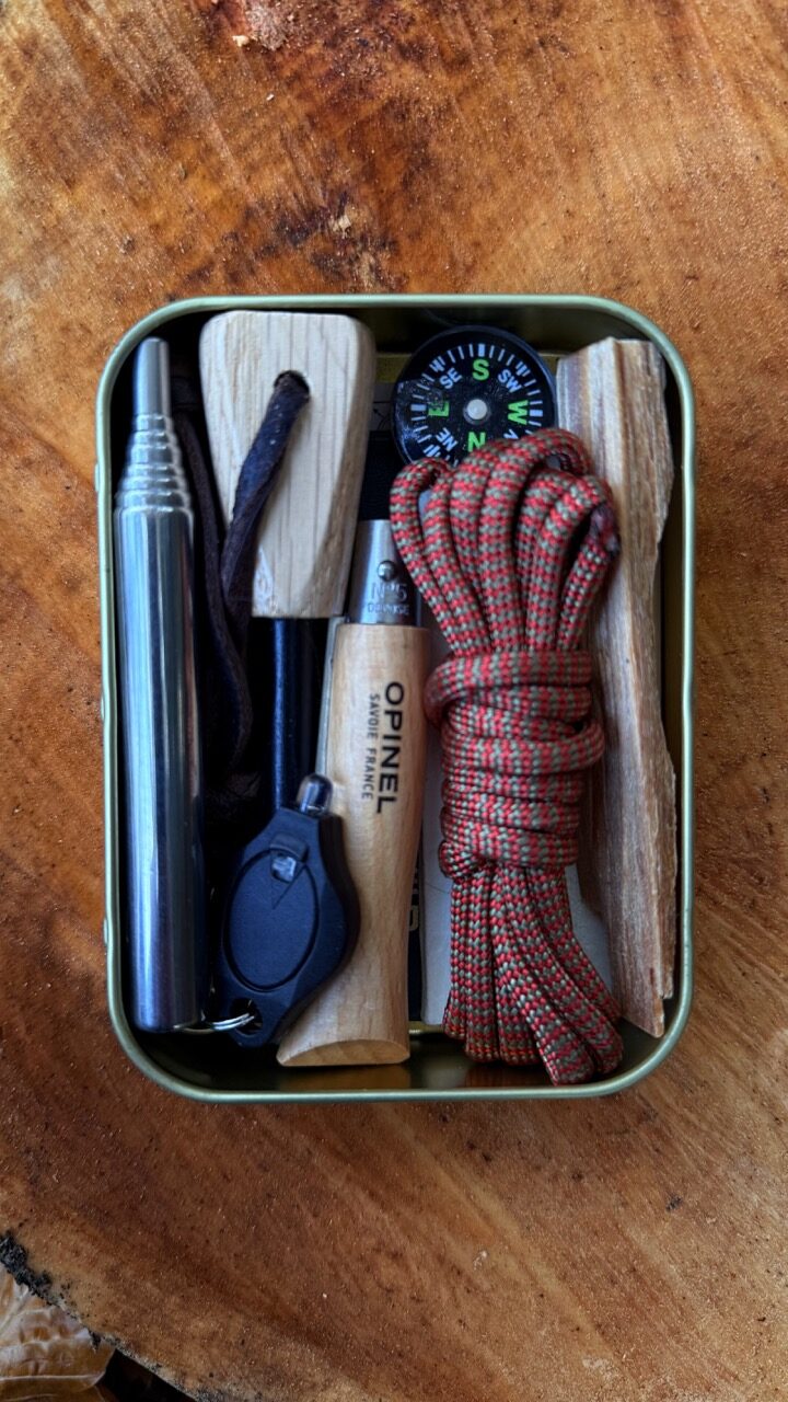 SAS 'Lofty' Adventure Tin - Image 6